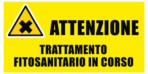 cartello piccolo trattamento fitosanitario in corso cartello piccolo trattamento fitosanitario in corso